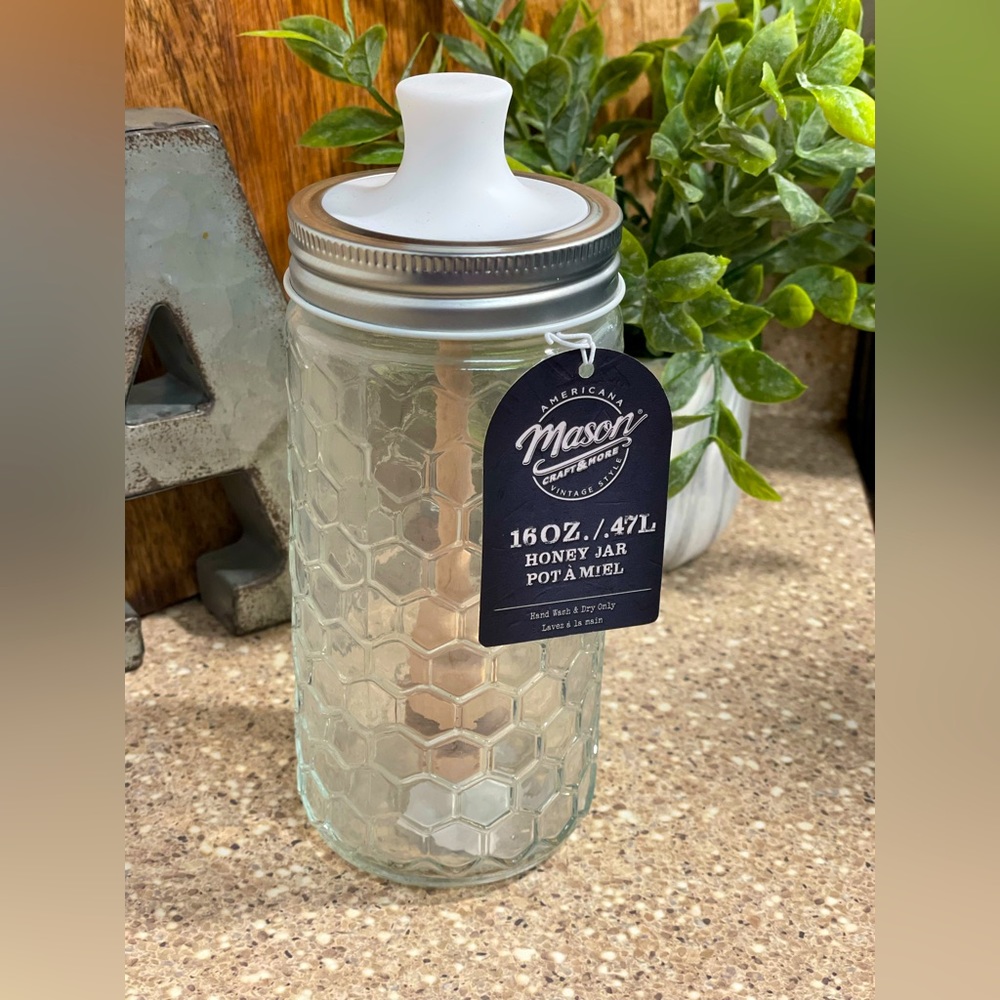 Mason jar honeycomb pot glass jar ,with honeycomb stick. silicone top.